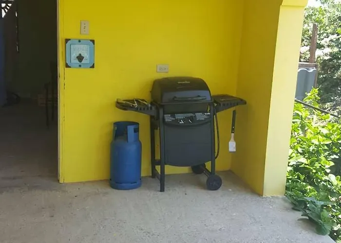 Burbach Pensión Montego Bay