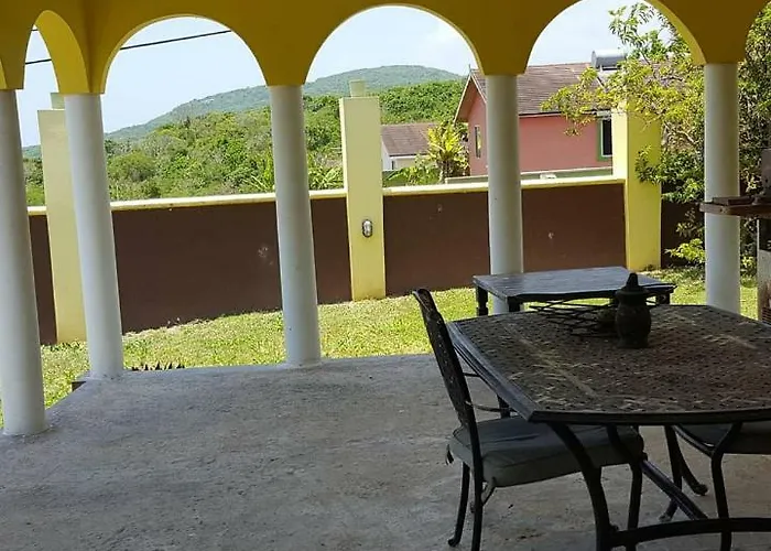 Burbach Pensión *
